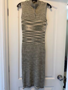 Sleeveless Ribbed Midi Dress in Olive and Beige